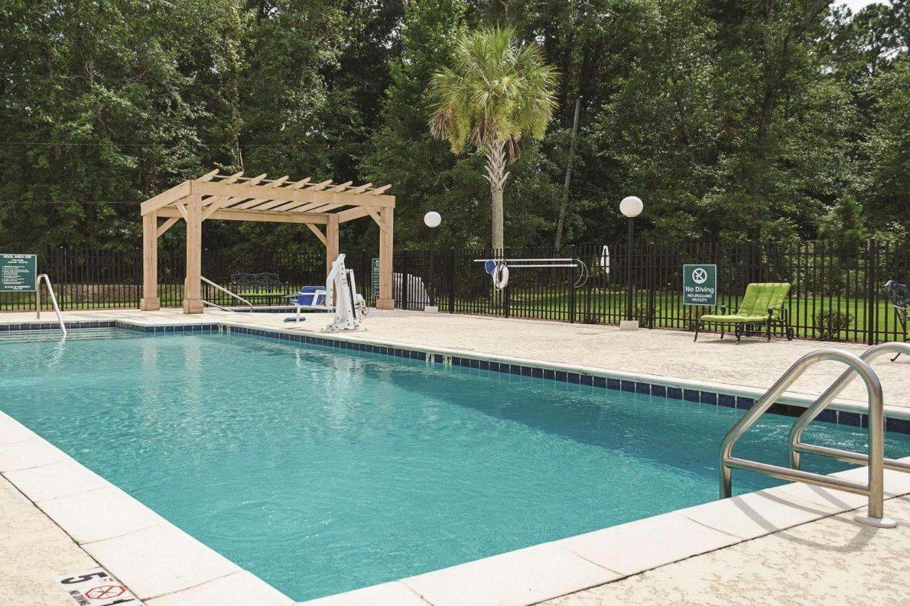 La Quinta By Wyndham Mobile Satsuma / Saraland Hotel Bagian luar foto