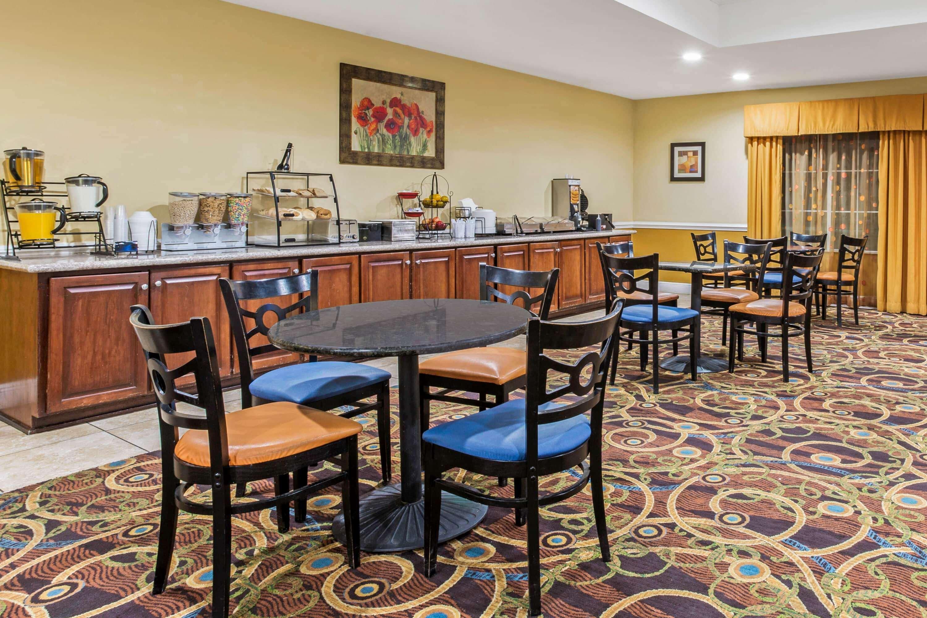 La Quinta By Wyndham Mobile Satsuma / Saraland Hotel Bagian luar foto